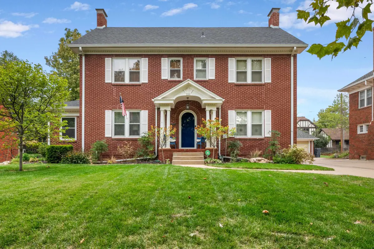 211 N Pershing Ave, Wichita, KS 67208 - #1