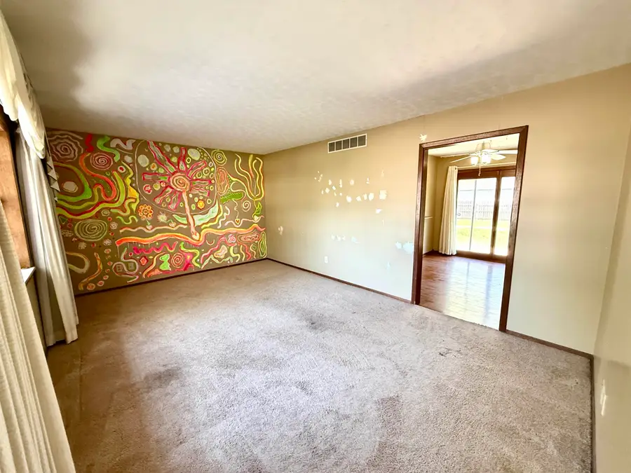 2760 S Bennett, Wichita, KS 67217 - #2
