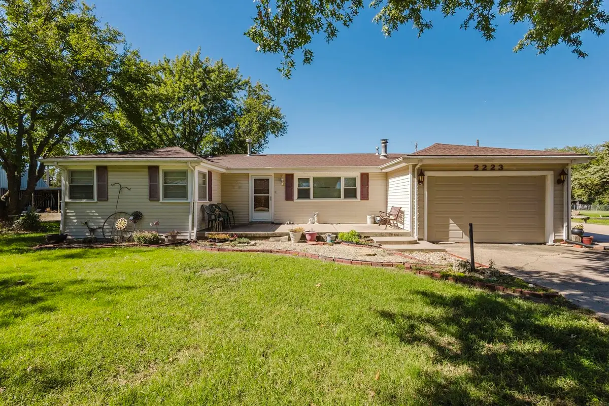 2223 S Clay Ln, Wichita, KS 67207 - #1