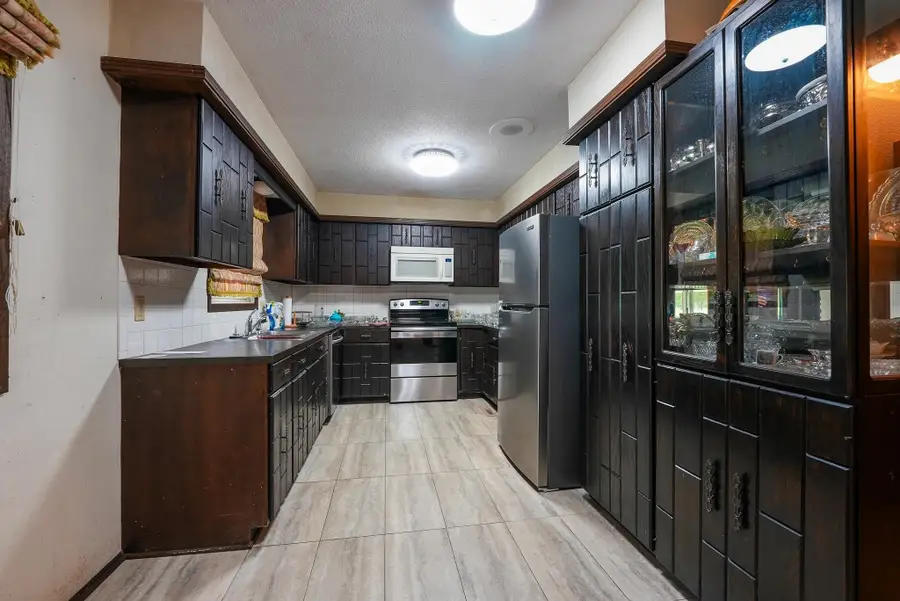 120 N Maize Rd Unit 23, Wichita, KS 67212 - #3