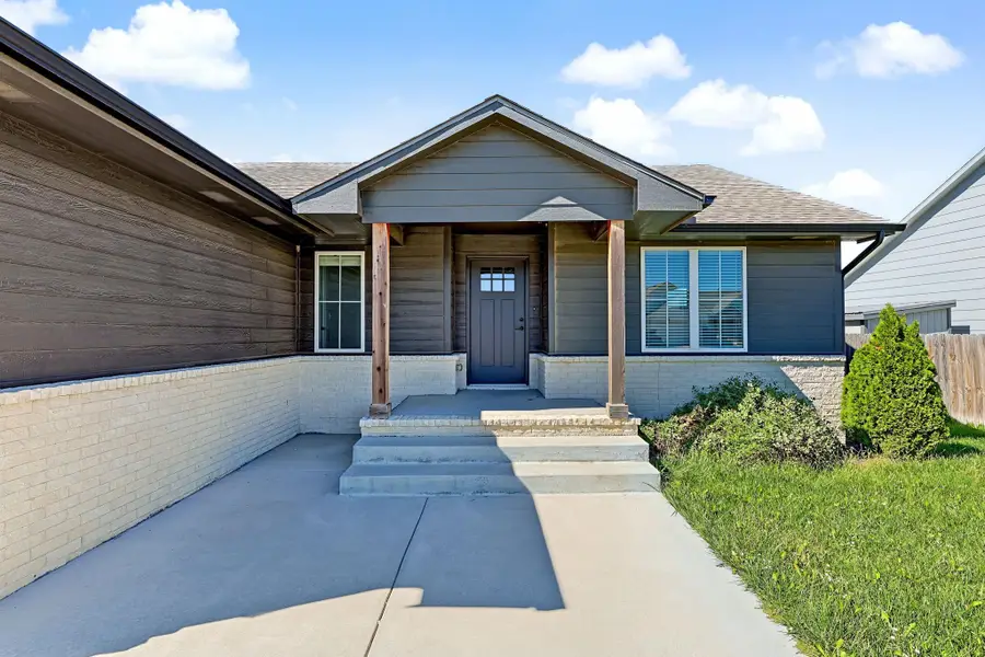 2109 S Michelle, Wichita, KS 67207 - #2