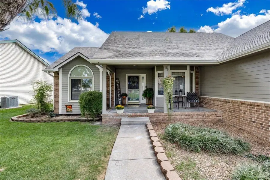 2432 N Crestline St, Wichita, KS 67205 - #2