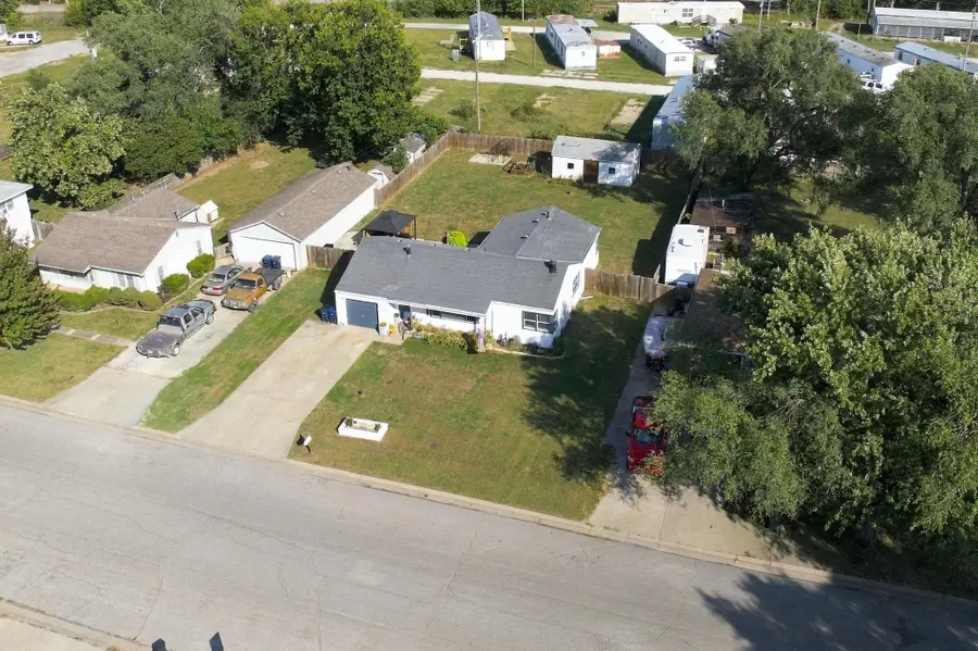 1106 N Taylor, El Dorado, KS 67042 - #3