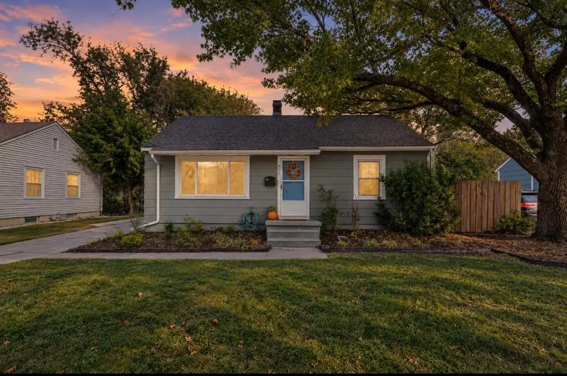 932 N Ridgewood, Wichita, KS 67208 - #1