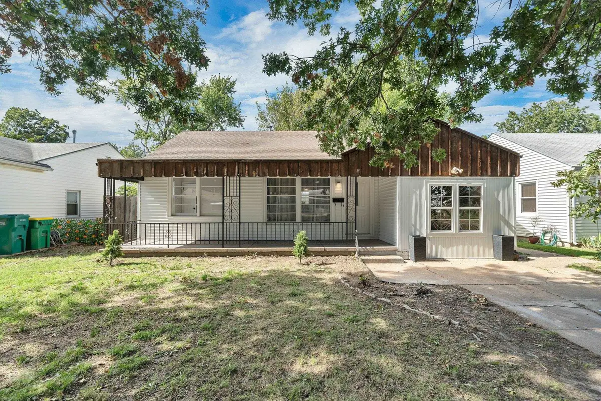 1727 S Estelle Ave, Wichita, KS 67211 - #1
