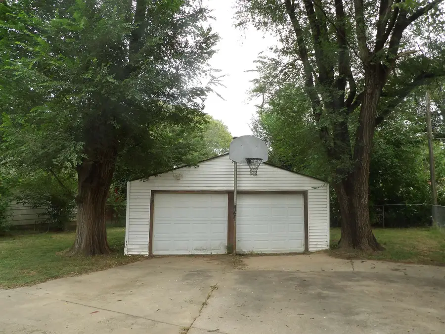 826 Kokomo Ave, Derby, KS 67037 - #2