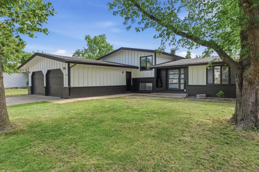 4052 N Auburn, Bel Aire, KS 67220 - #3