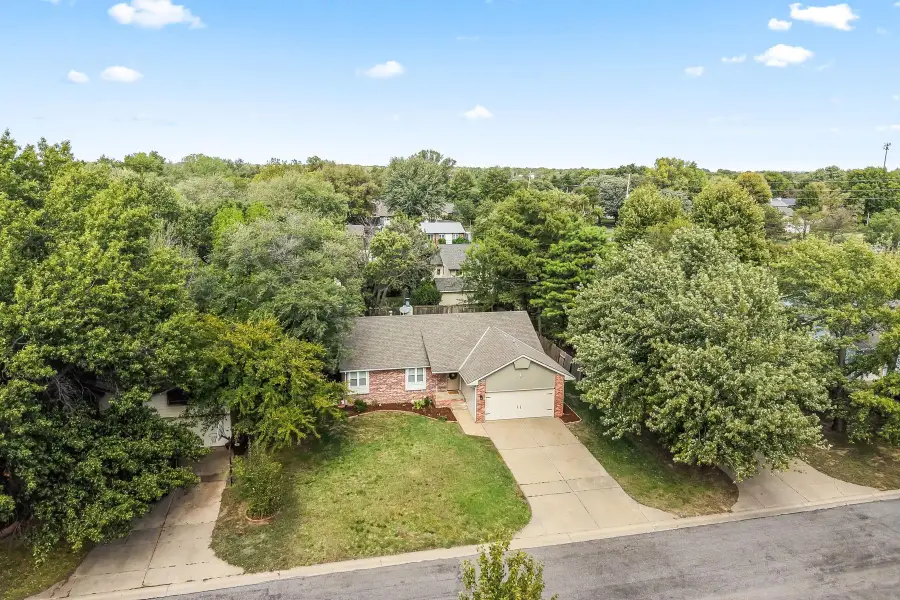 8818 W 18th St N, Wichita, KS 67212 - #2