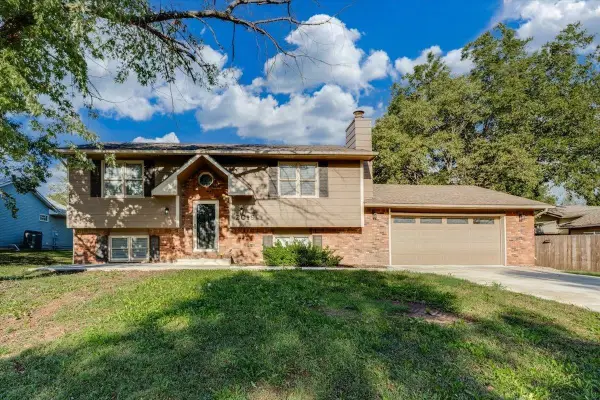 2019 N Forest Park, Derby, KS 67037