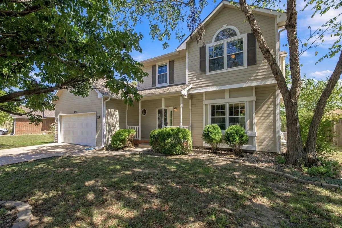 2732 N Beacon Hill Ct, Wichita, KS 67220 - #1