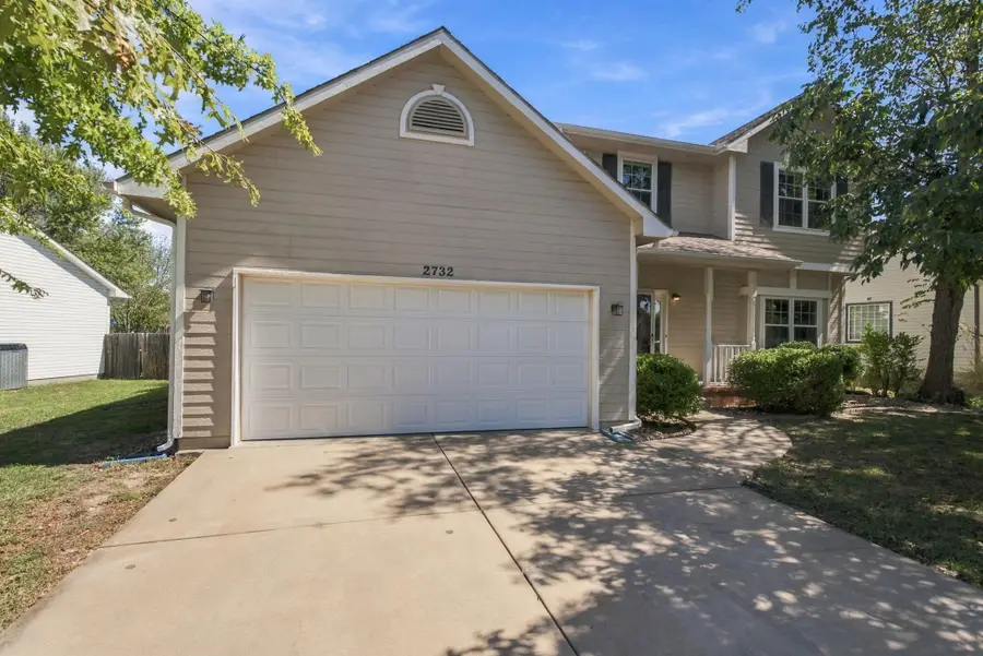 2732 N Beacon Hill Ct, Wichita, KS 67220 - #2