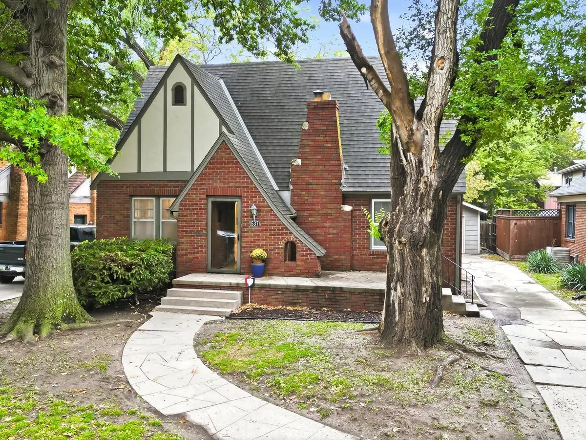 537 S Crestway, Wichita, KS 67218 - #1
