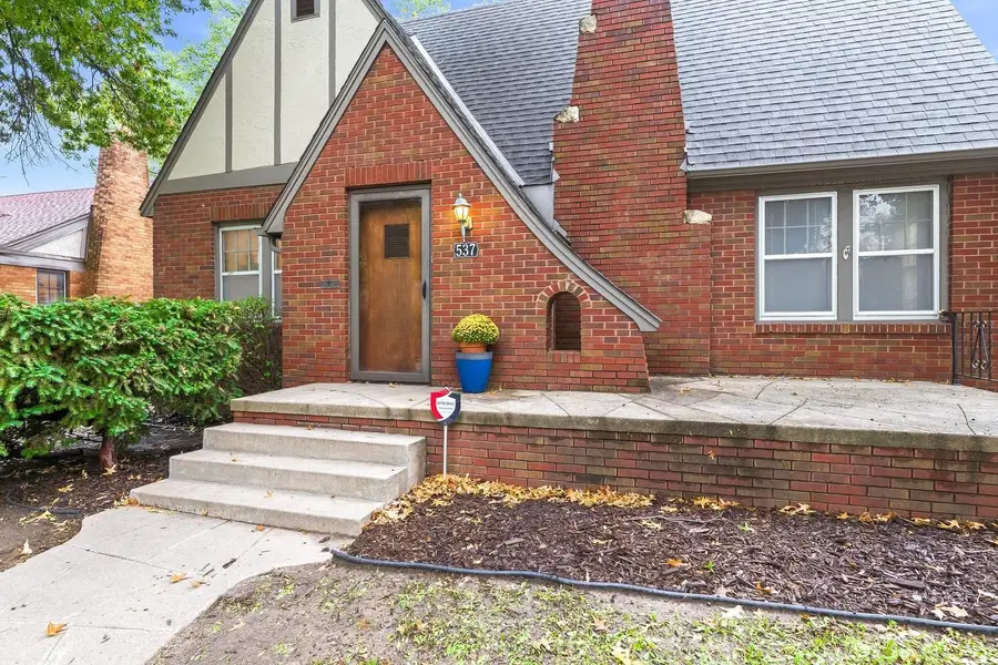 537 S Crestway, Wichita, KS 67218 - #2
