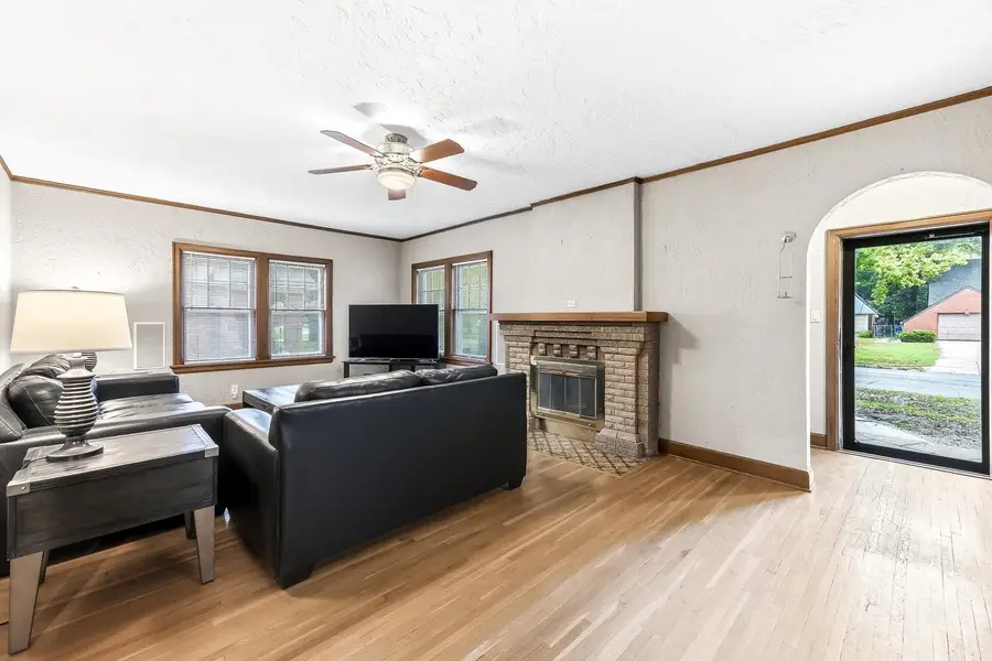 537 S Crestway, Wichita, KS 67218 - #3