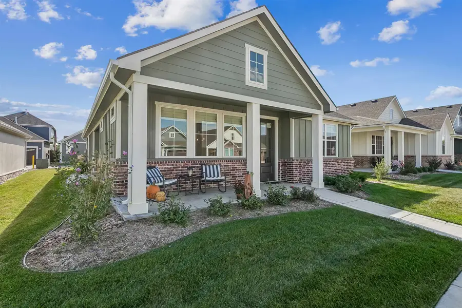 313 W Boxthorn Dr, Andover, KS 67002 - #2