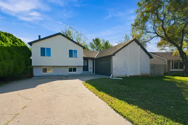 2018 N Burning Tree, Derby, KS 67037