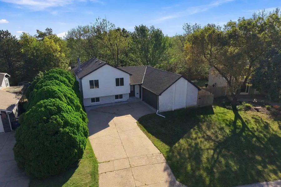 2018 N Burning Tree, Derby, KS 67037 - #3