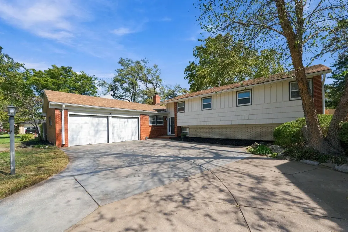 1750 N Athenian, Wichita, KS 67203 - #1