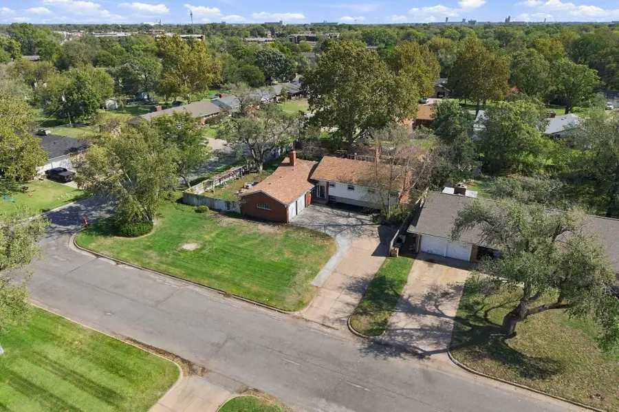 1750 N Athenian, Wichita, KS 67203 - #3