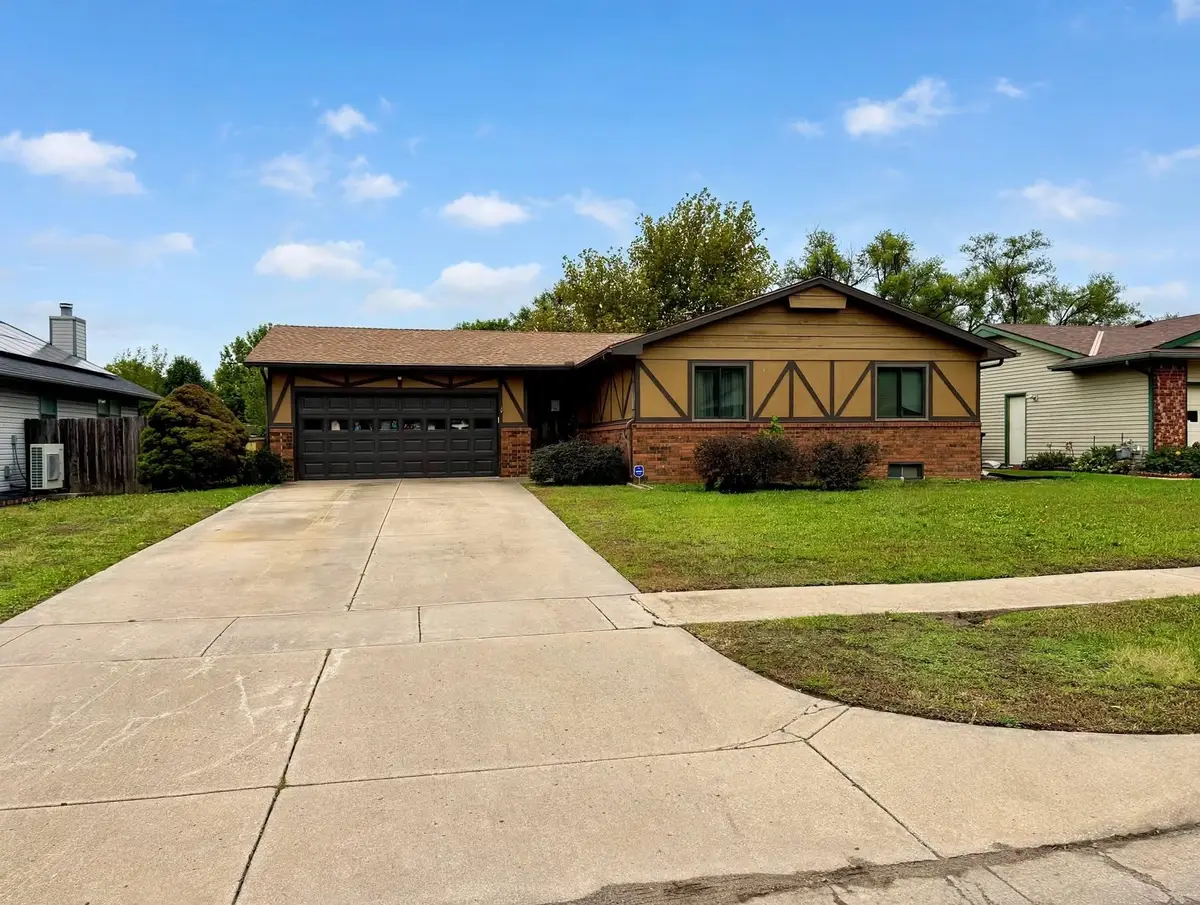5815 E Denise, Bel Aire, KS 67220 - #1