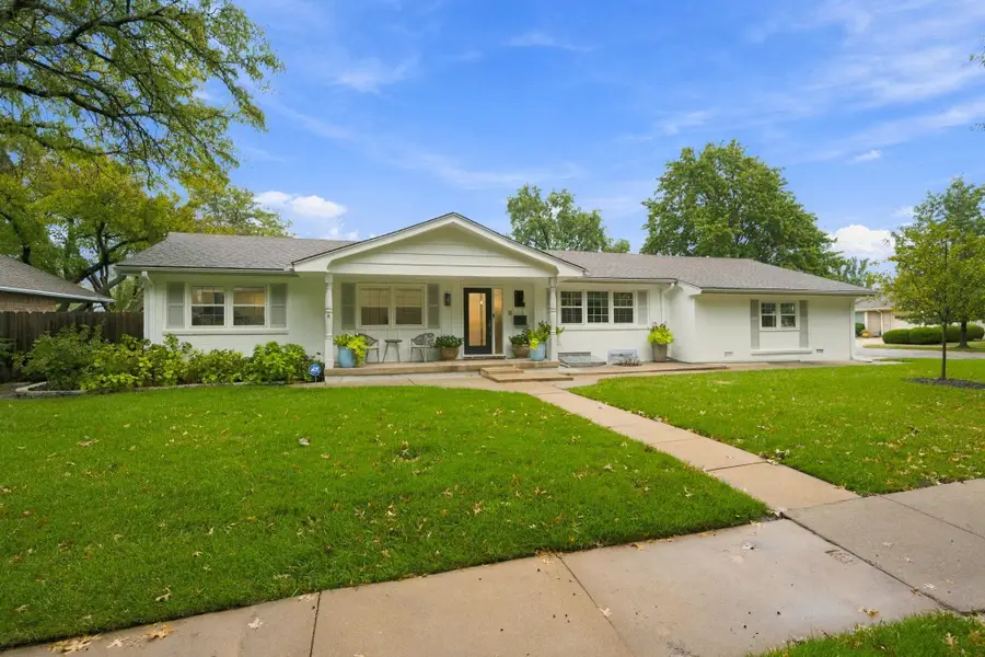 102 N Penrose Drive, Wichita, KS 67206 - #2