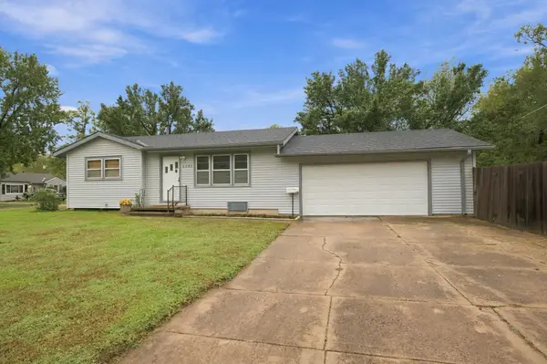 3501 W 17th, Wichita, KS 67203