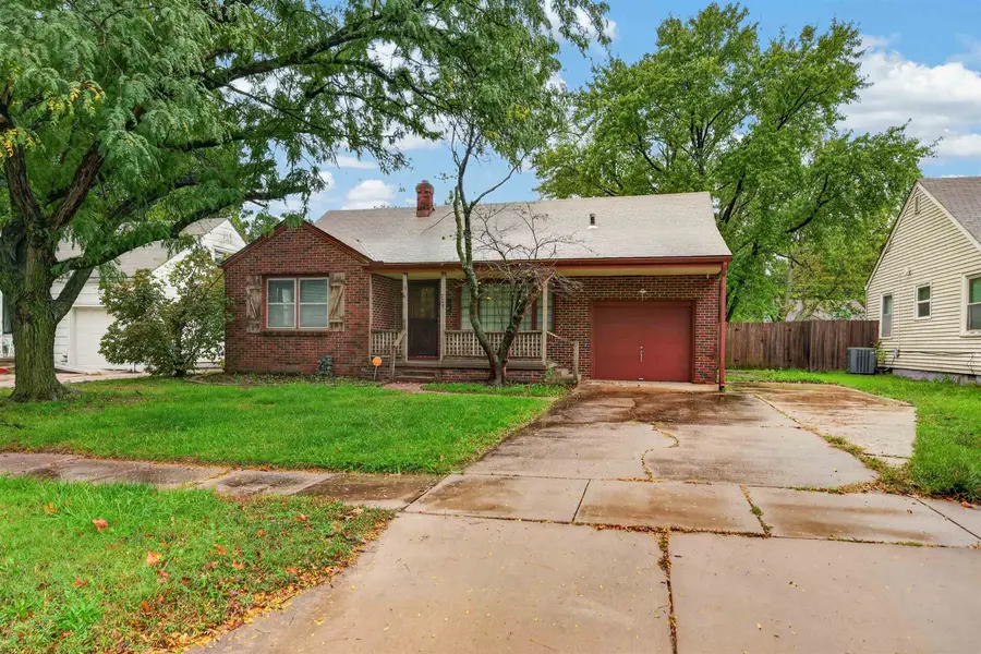709 S Lexington Rd, Wichita, KS 67218 - #2