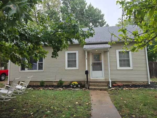 1118 Thompson, Winfield, KS 67156
