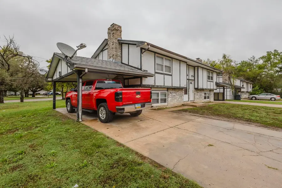 2950 & 2952 N Cromwell Dr., Wichita, KS 67204 - #3