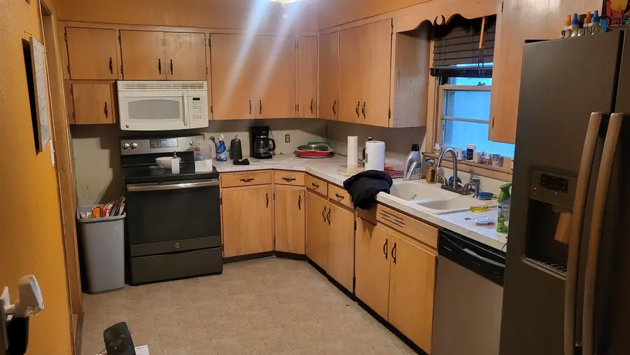 38 Harvest Lane, Hutchinson, KS 67052 - #3