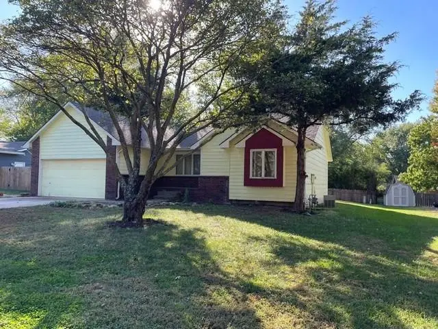 733 N Erin Ln, Mulvane, KS 67110 - #1