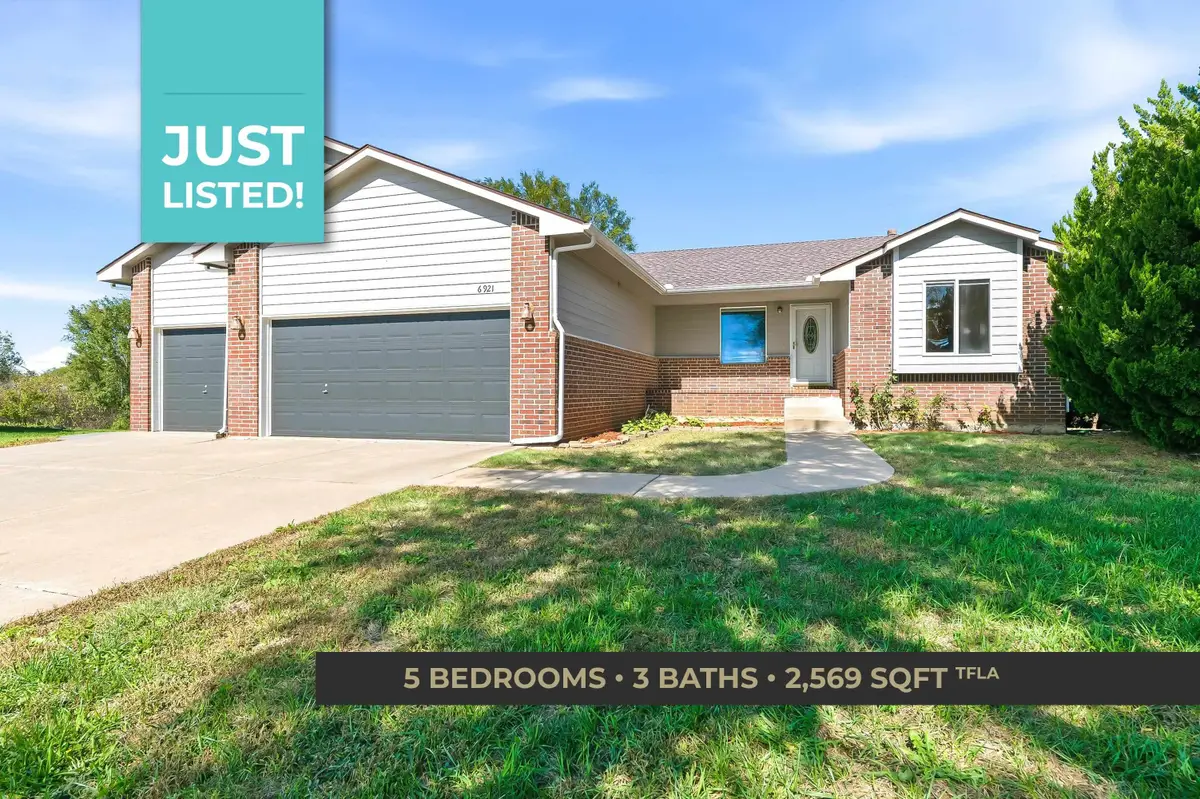 6921 N Wendell Ct, Park City, KS 67219 - #1