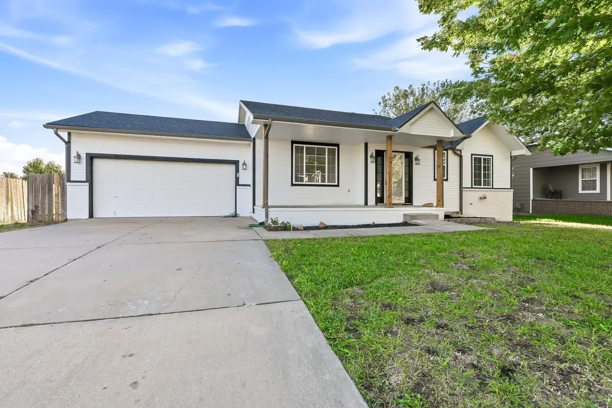 104 S Warren Ave, Rose Hill, KS 67133 - #1
