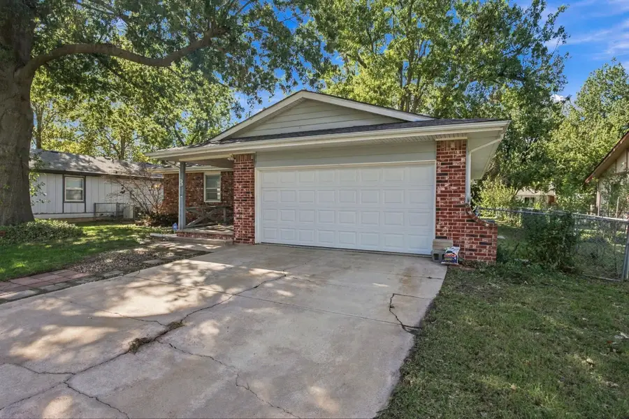 8 N Breeze Ct, Valley Center, KS 67147 - #3