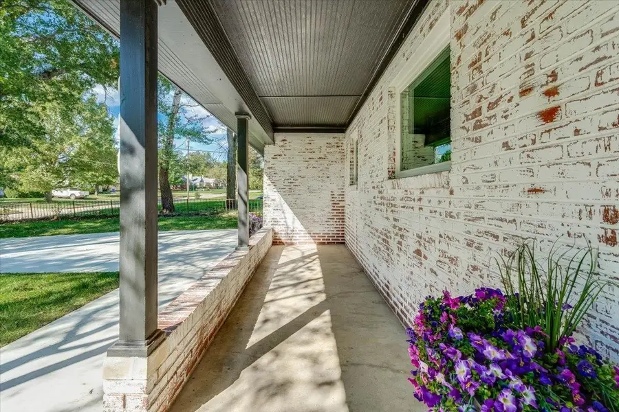 930 N Roosevelt Ave., Wichita, KS 67208 - #3