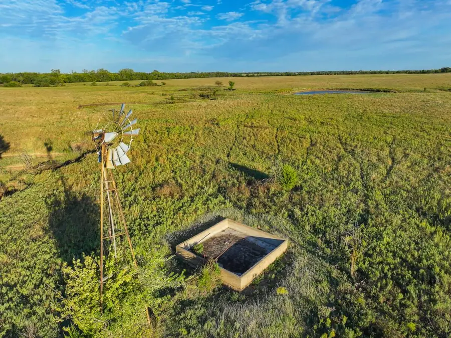 000 SE Bluestem Rd, Leon, KS 67074 - #3