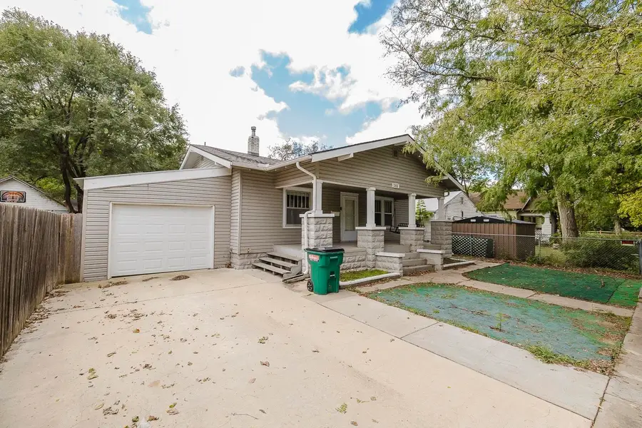 1315 W 1st, Wichita, KS 67203 - #2