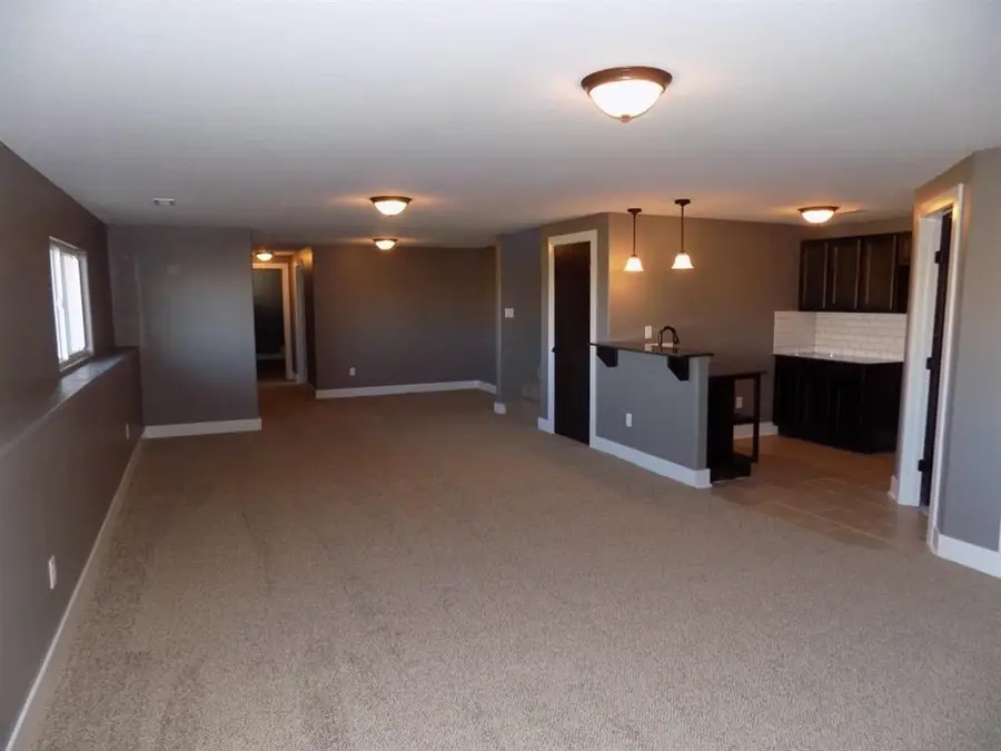 12417 E Casa Bella Ct, Wichita, KS 67207 - #2