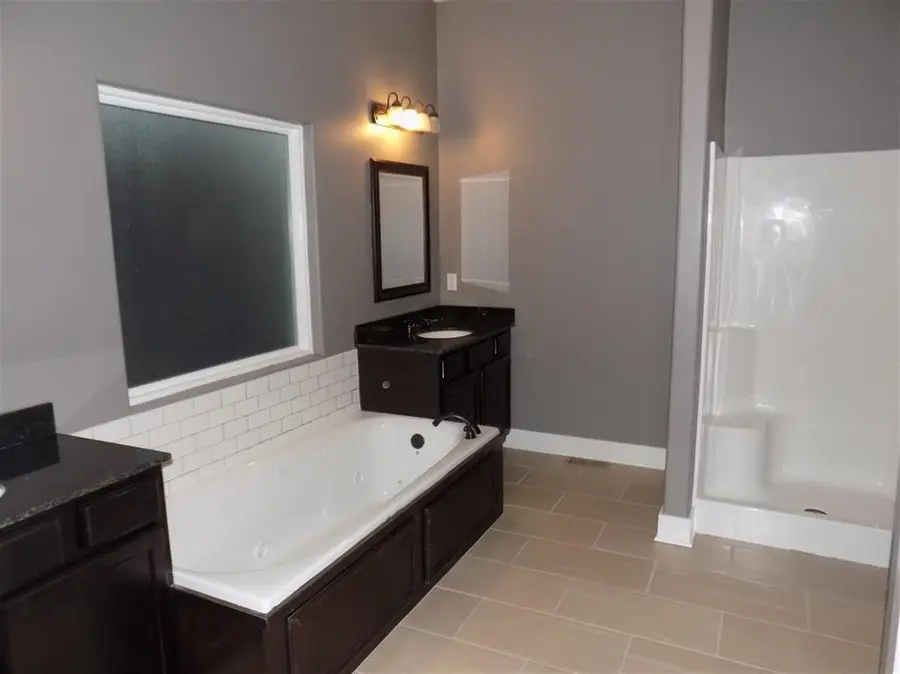 12417 E Casa Bella Ct, Wichita, KS 67207 - #3