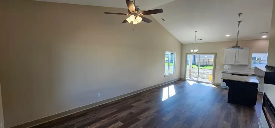 1621 Midway Ct., Valley Center, KS 67147 - #2