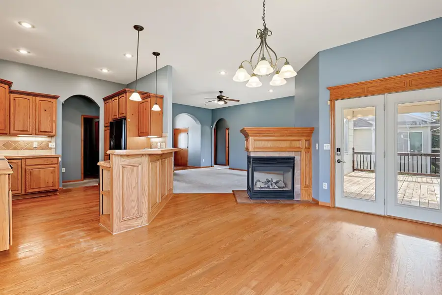 3037 N Triple Creek Dr, Derby, KS 67037 - #3