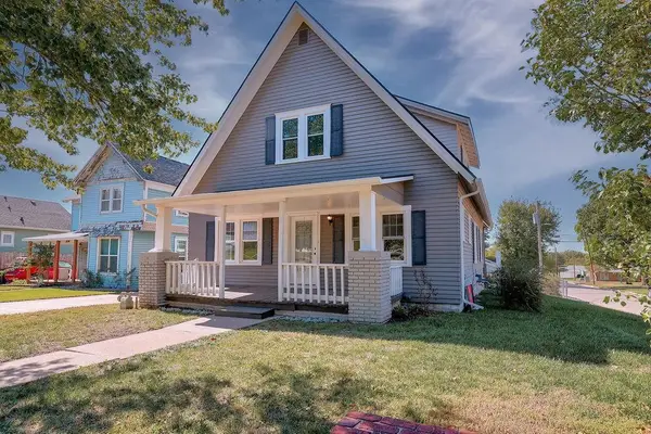 223 N College, Winfield, KS 67156