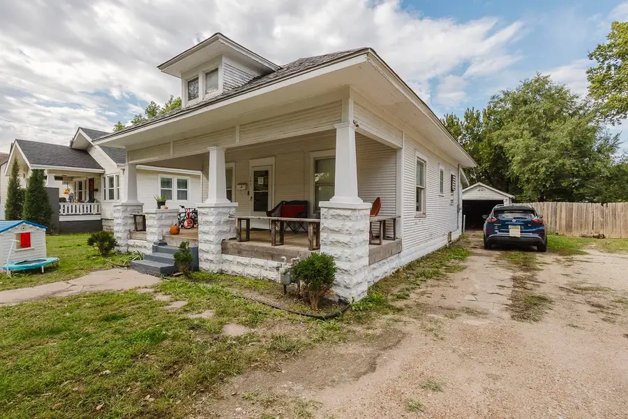 243 S Volutsia, Wichita, KS 67211 - #2