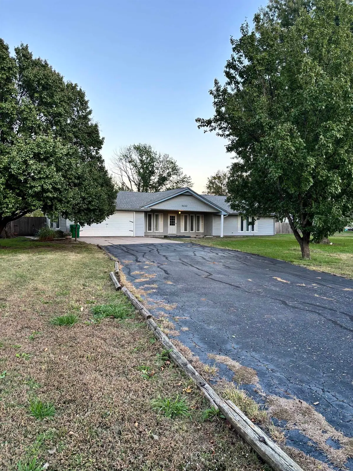 6650 S Eagle Dr, Derby, KS 67037 - #1