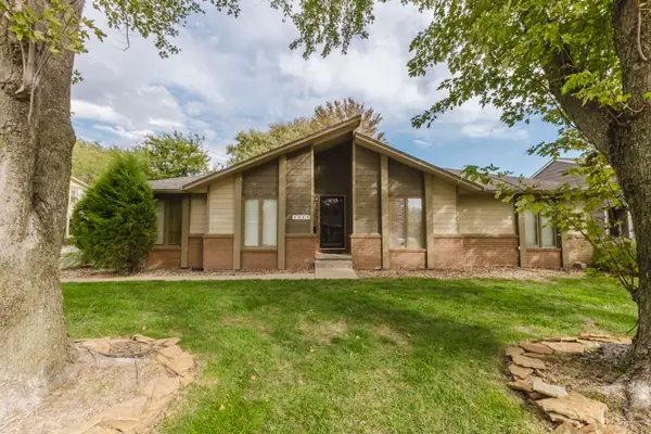 2332 N Bromfield Cir, Wichita, KS 67226