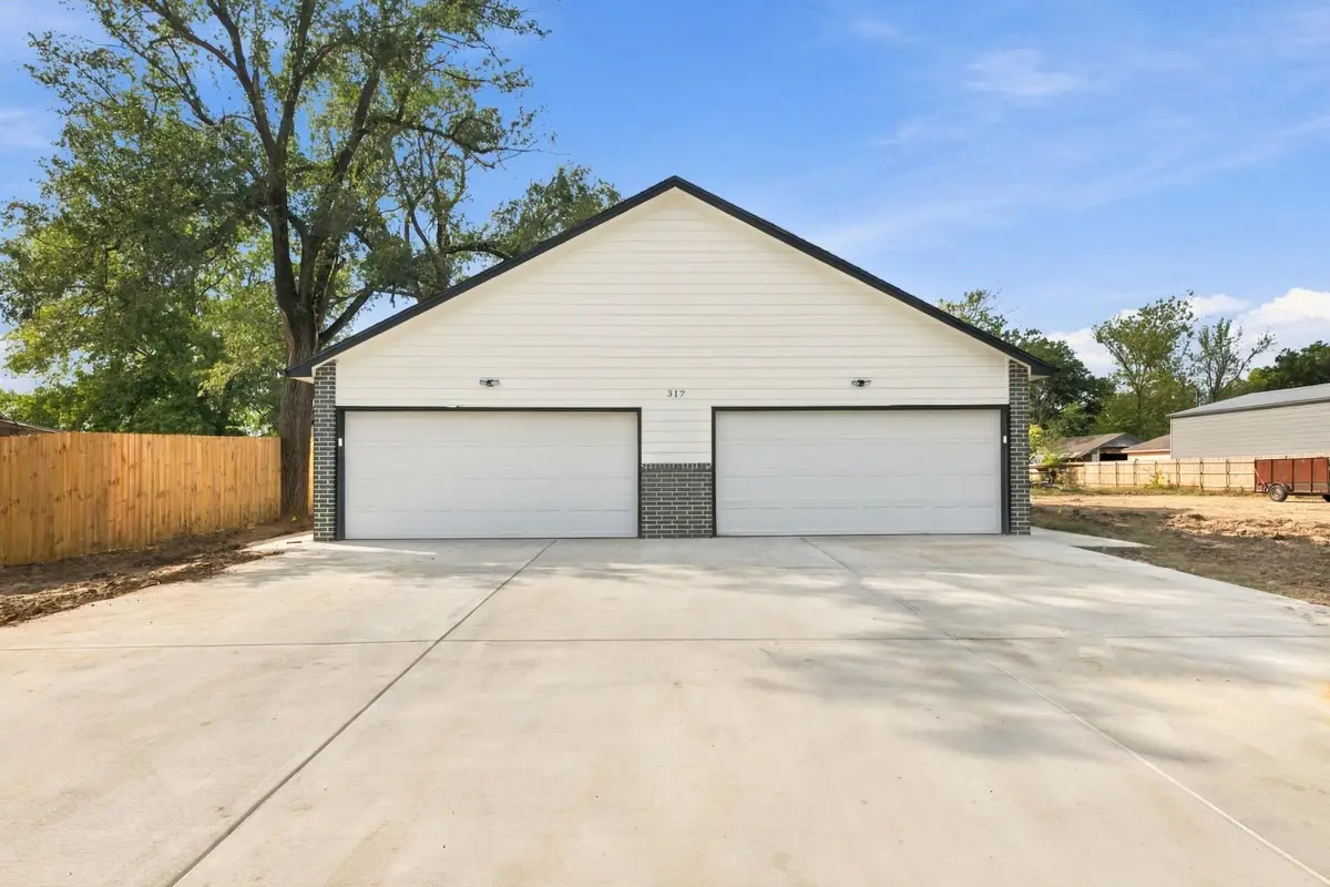 317 N Doris Unit 200, Wichita, KS 67212 - #1