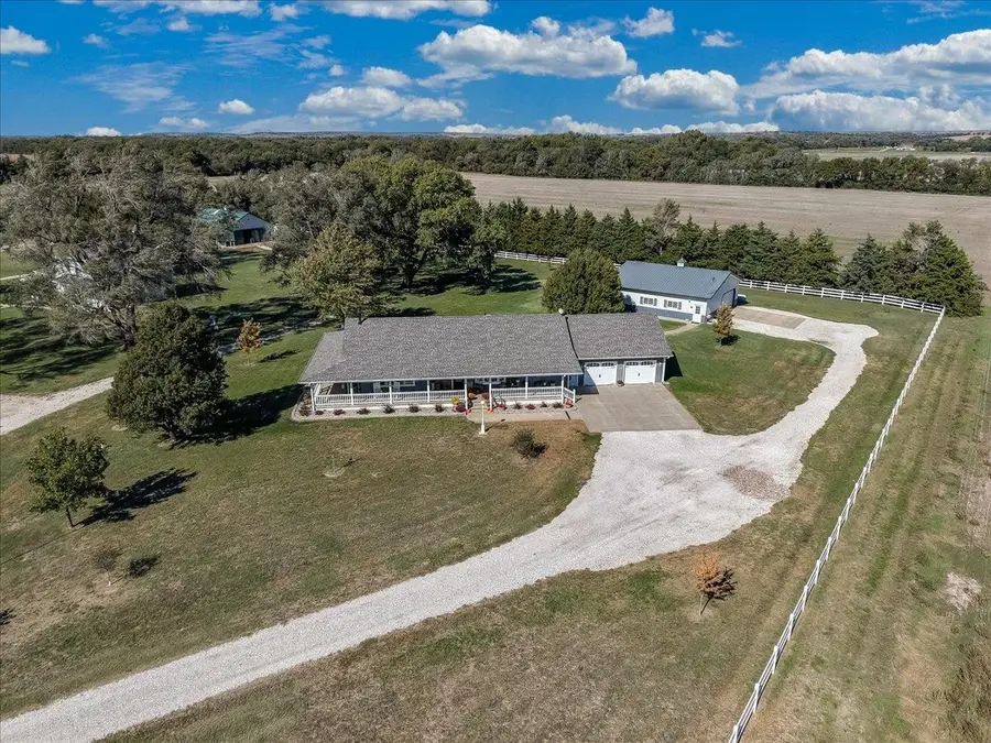 372 Wells Fargo Rd, Marquette, KS 67464 - #2