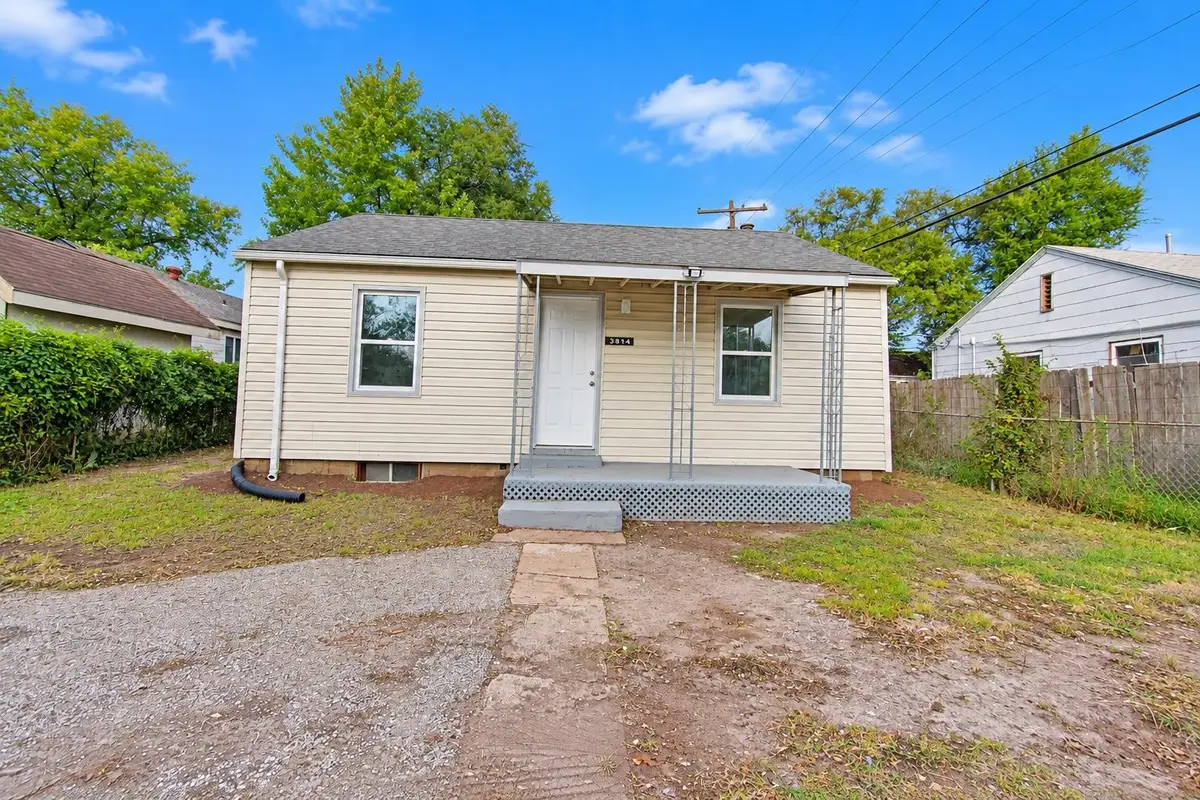 3814 E Cessna Dr, Wichita, KS 67210 - #1