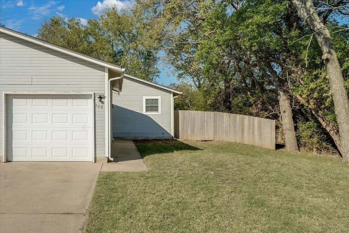 328 E Deer Creek Dr, Rose Hill, KS 67133-9399 - #1