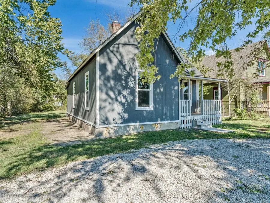 416 E 7th, Newton, KS 67114 - #3